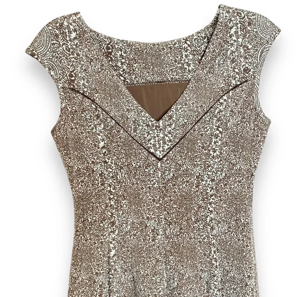 Tory Burch Carter Logo Print Sheath Sleeveless Dress Tan Blue Women’s Size 2 / S
